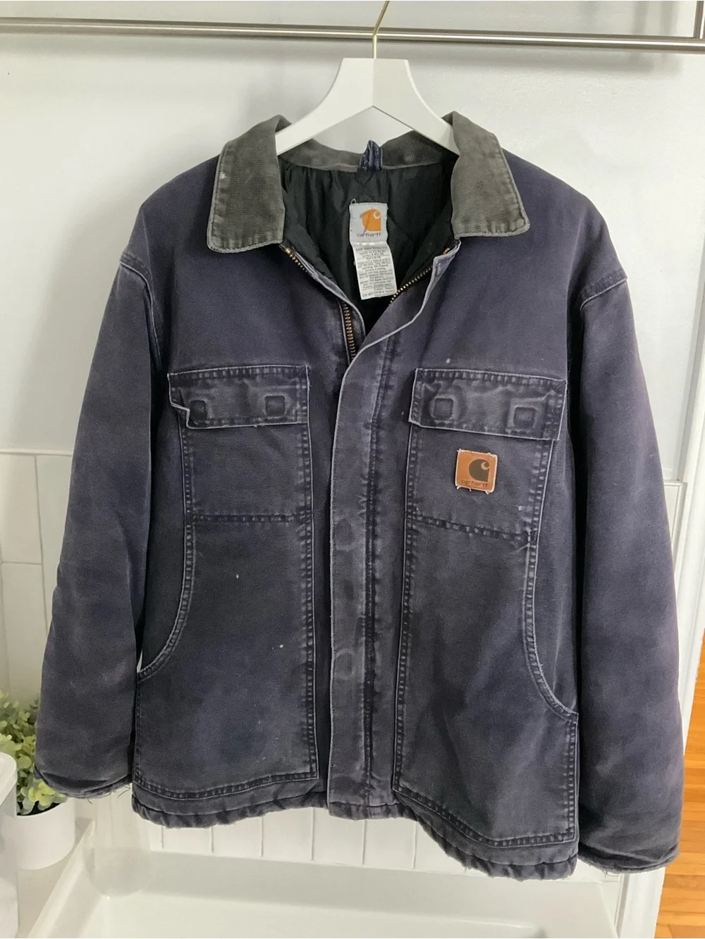 Vintage Carhartt Distressed Chore Jacket Navy Blue Mens Size L C26 MDT
